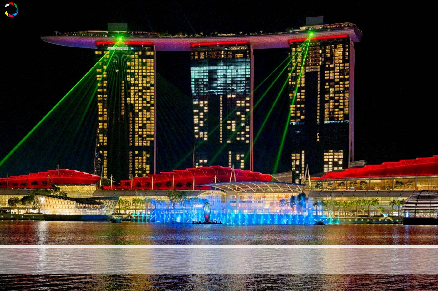 Singapur Hotel Marina-Bay-Sands Nacht Lasershow