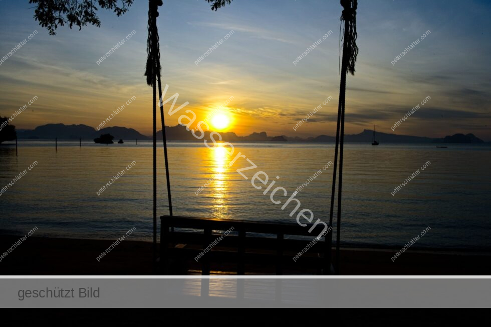 Thailand Ko Yao Noi Hotel Paradise Strand Schaukel Sonnenaufgang