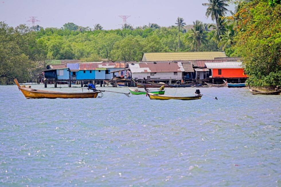 Thailand Phuket Marina-Pier Hausboote