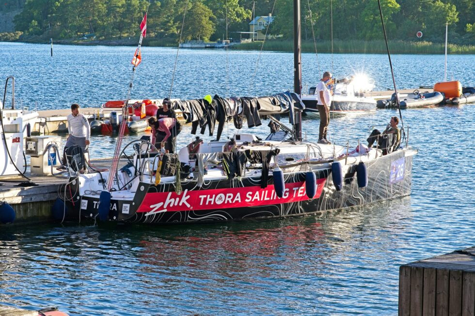Finnland Aland Mariehamn Westhafen Renn-Segelboote
