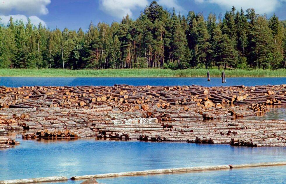Finnland Holzflösserei