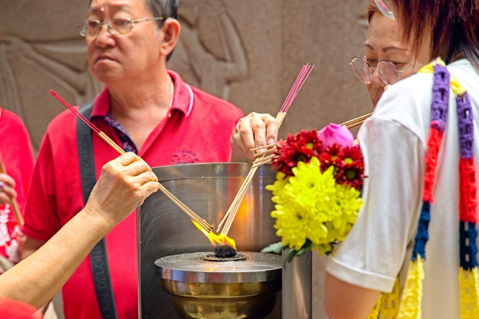 Singapur Kirche Tempel Budda Kwan Im Thong Hood Cho Temple Räucherstäbchen